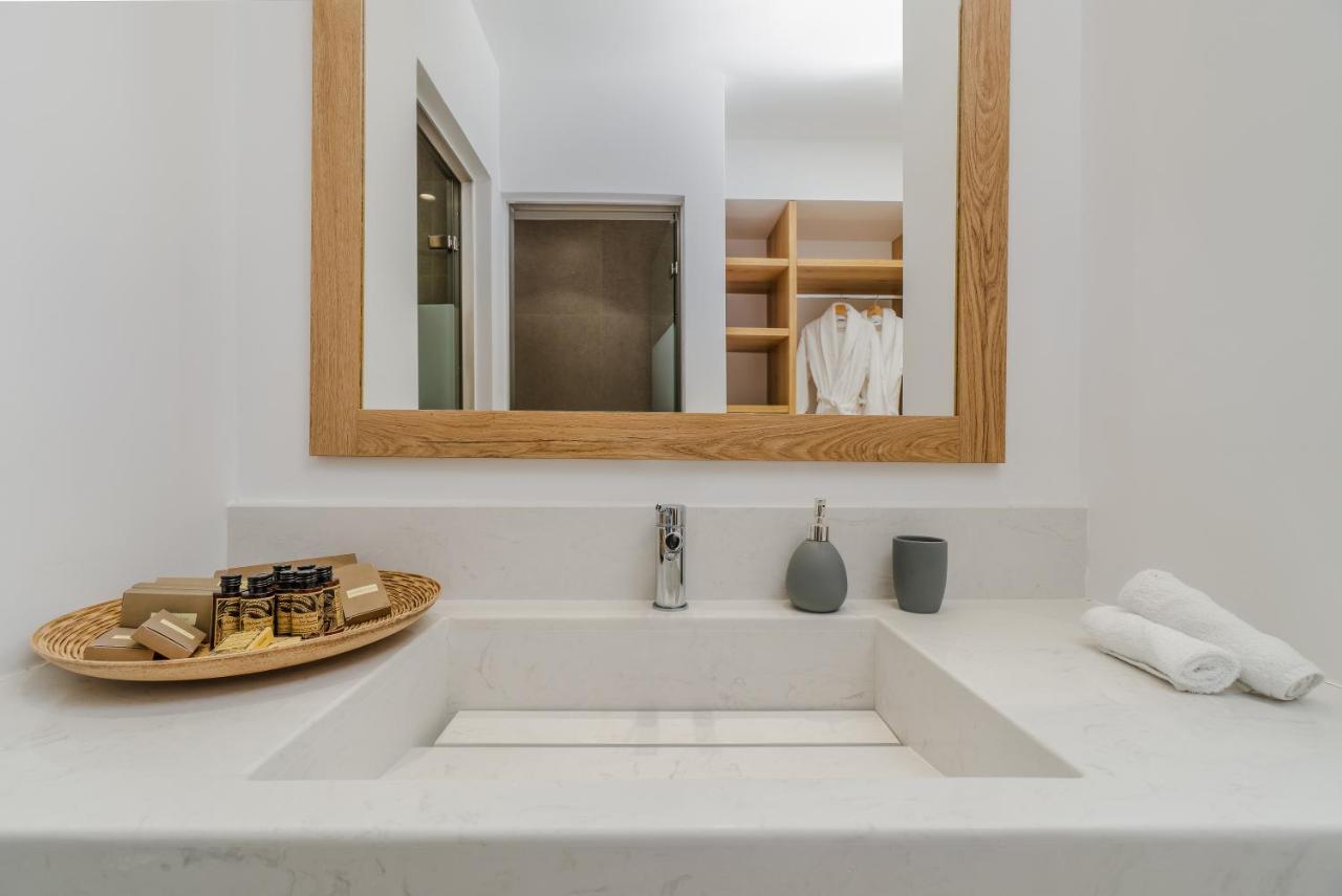 Symphony Suites Santorini Pýrgos 外观 照片
