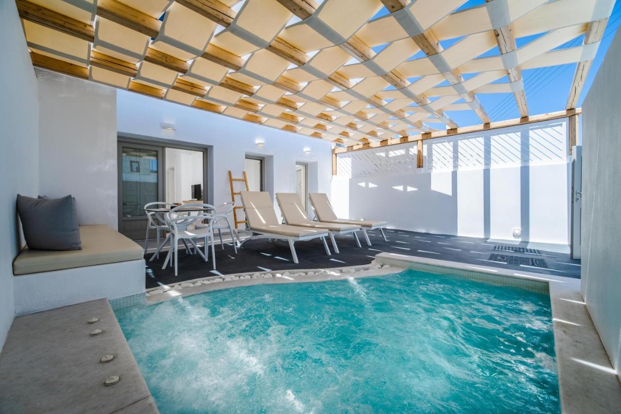 Symphony Suites Santorini Pýrgos 外观 照片