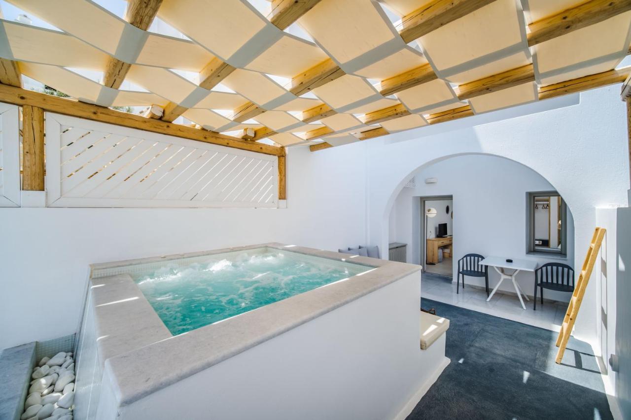 Symphony Suites Santorini Pýrgos 外观 照片